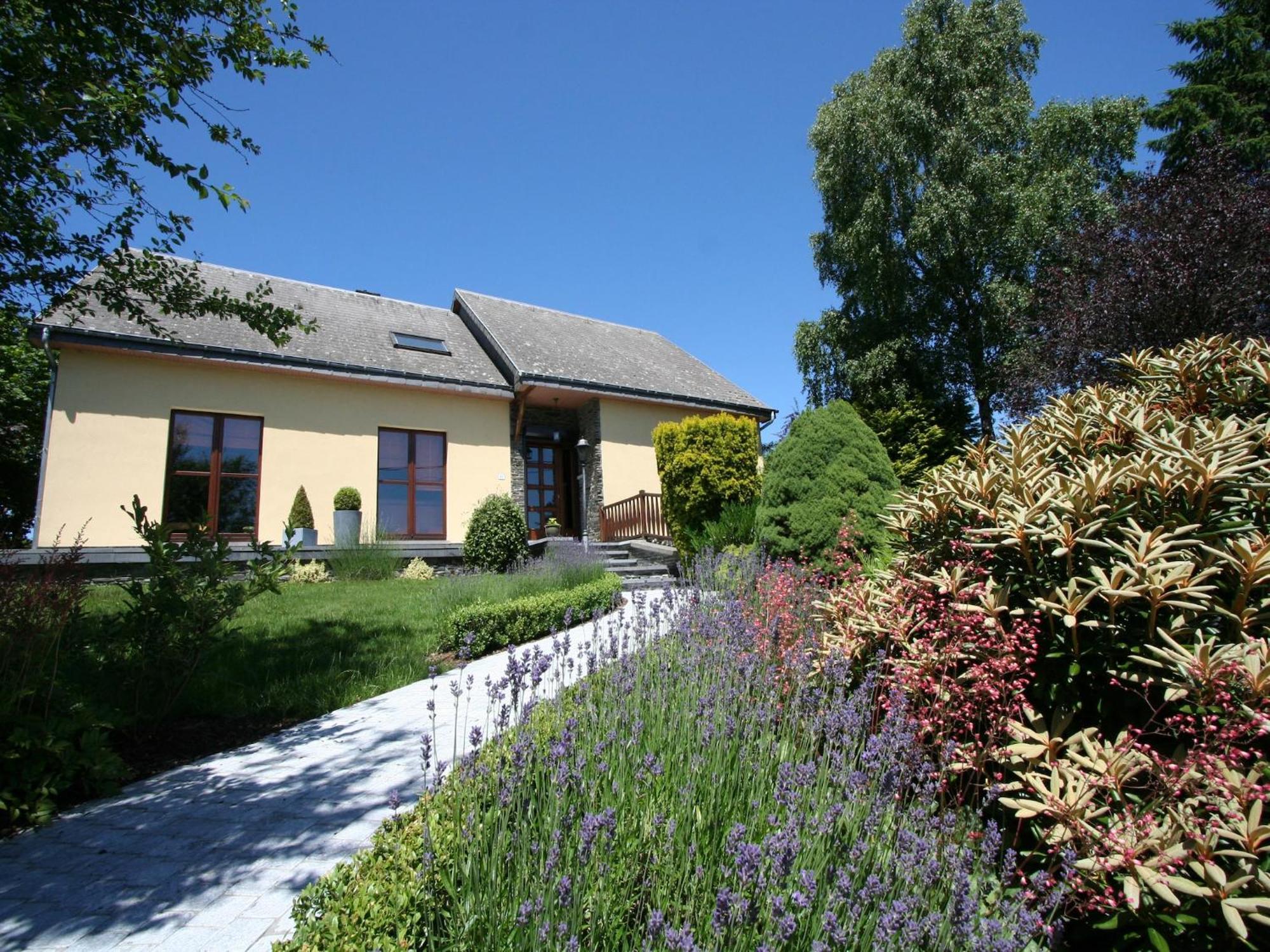 Peaceful Cottage In Ardennes With Private Terrace Бастонь Экстерьер фото